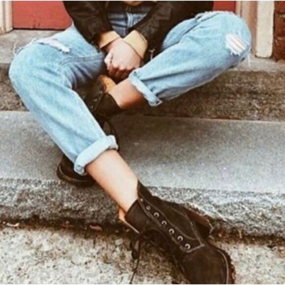 Frye Boots Sabrina Charcoal Suede Lace Up Block Heel Heeled Combat Bootie - Picture 2 of 11